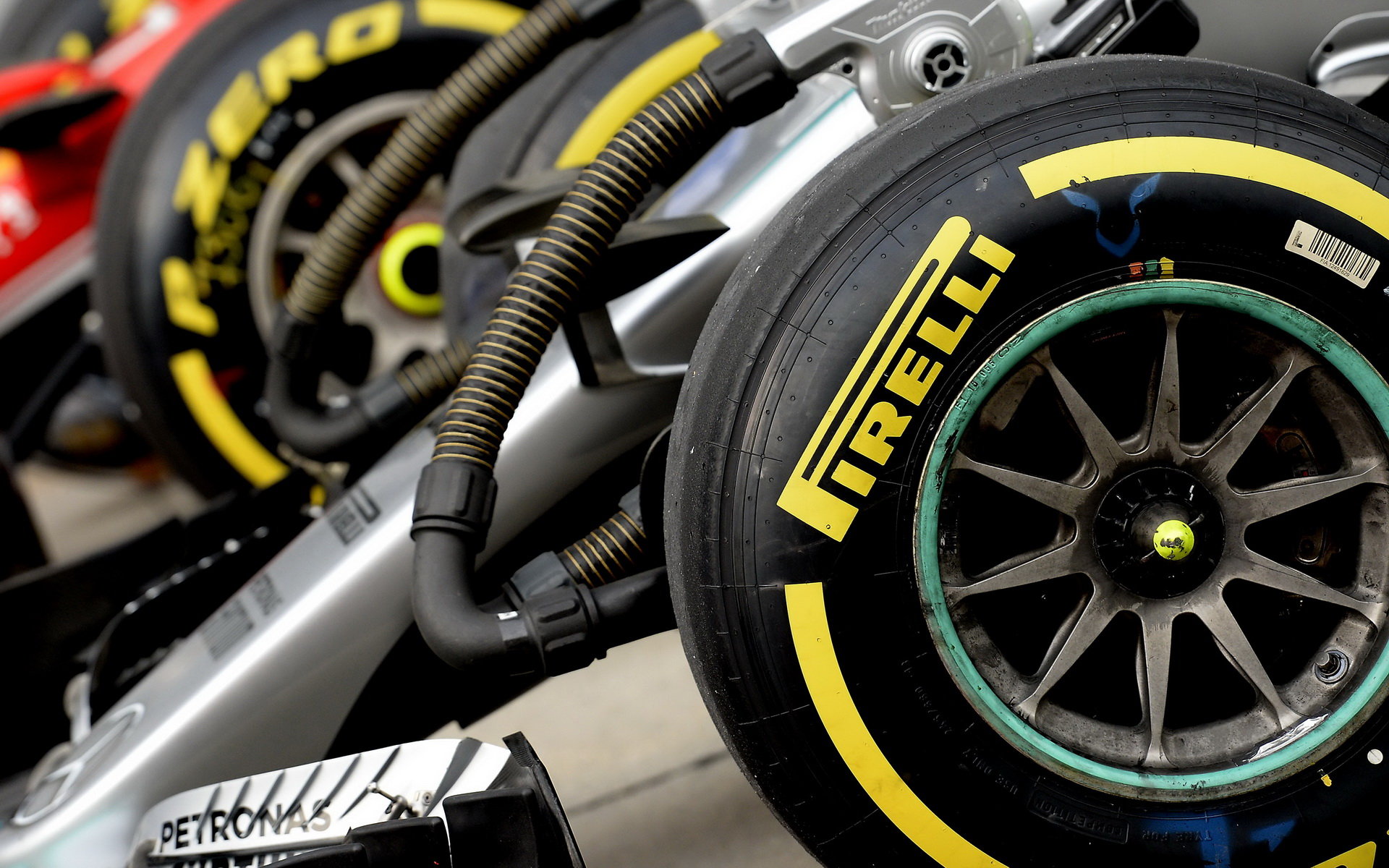 Pneumatiky Pirelli po kvalifikaci v Malajsii