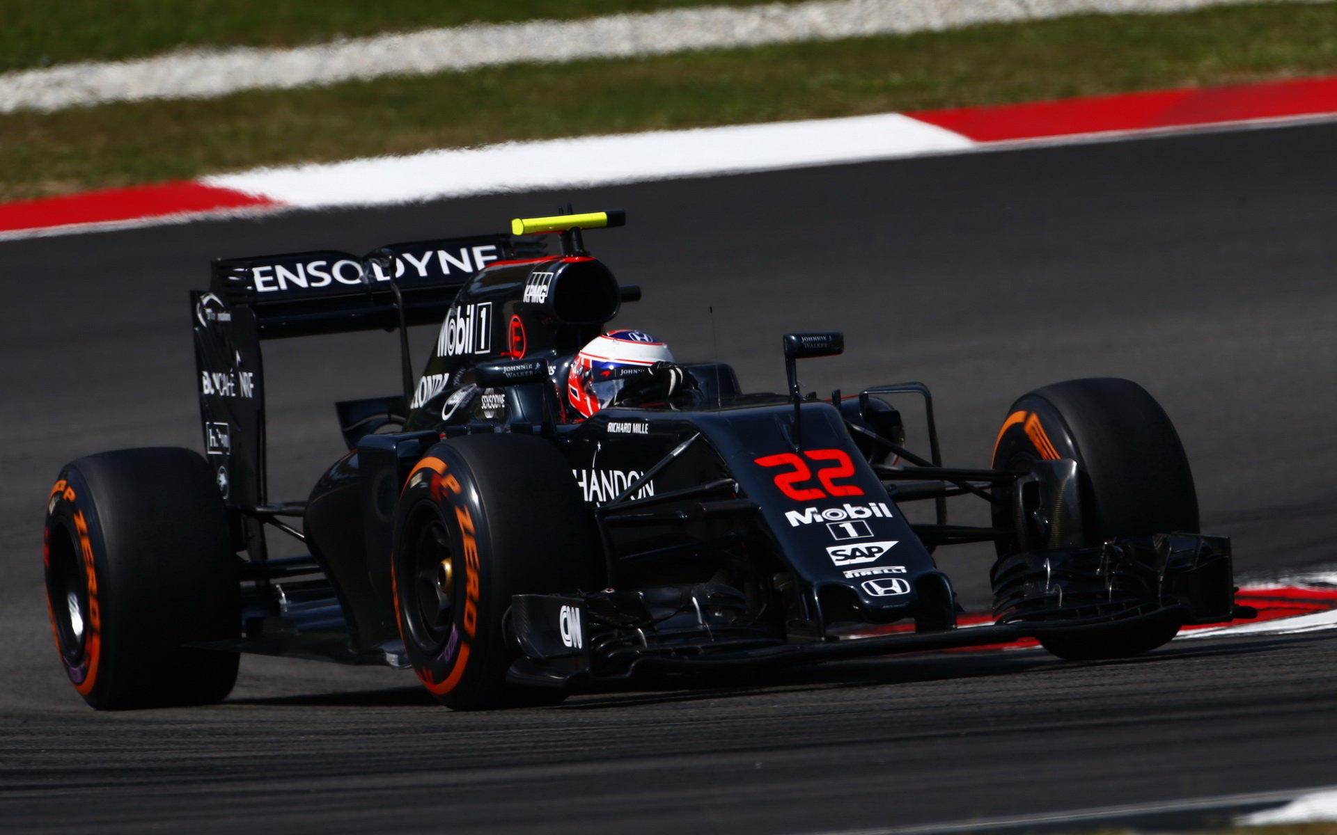 Jenson Button v závodě v Malajsii