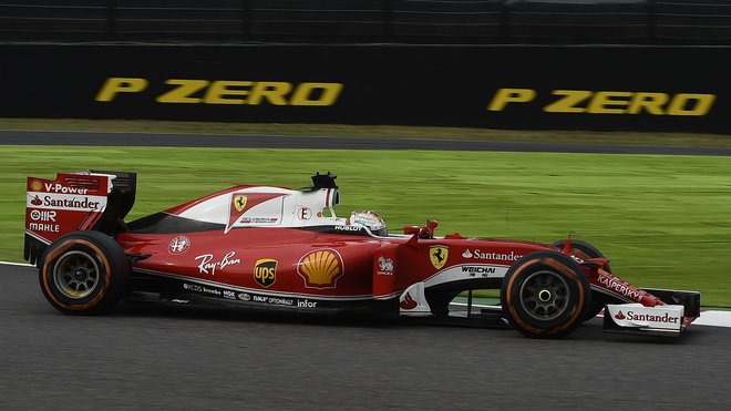 Sebastian Vettel se nakonec na pódium nedostal, Ferrari udělalo další strategickou chybu
