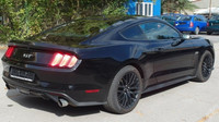 Ministerstvo vnitra prodává v aukci zabavená auta kvůli trestné činnosti, zde Ford Mustang.