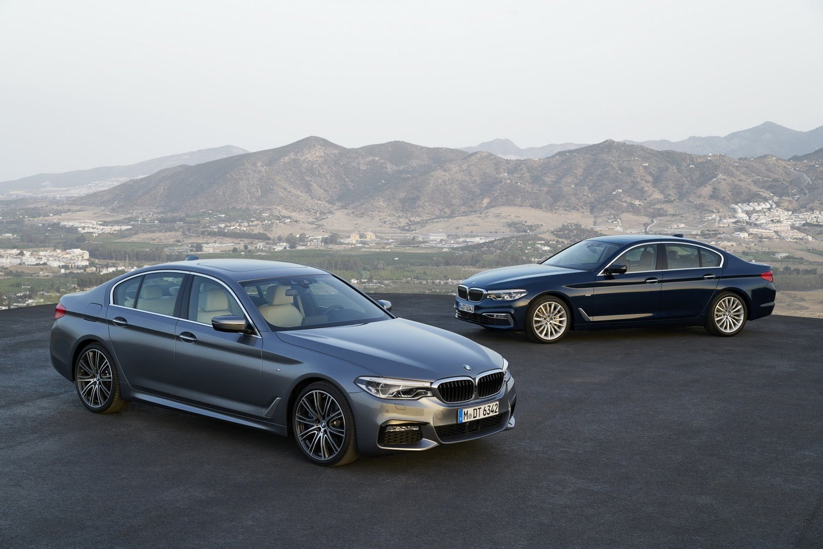 Sedmé vydání BMW řady 5 se ukazuje v několika verzích.