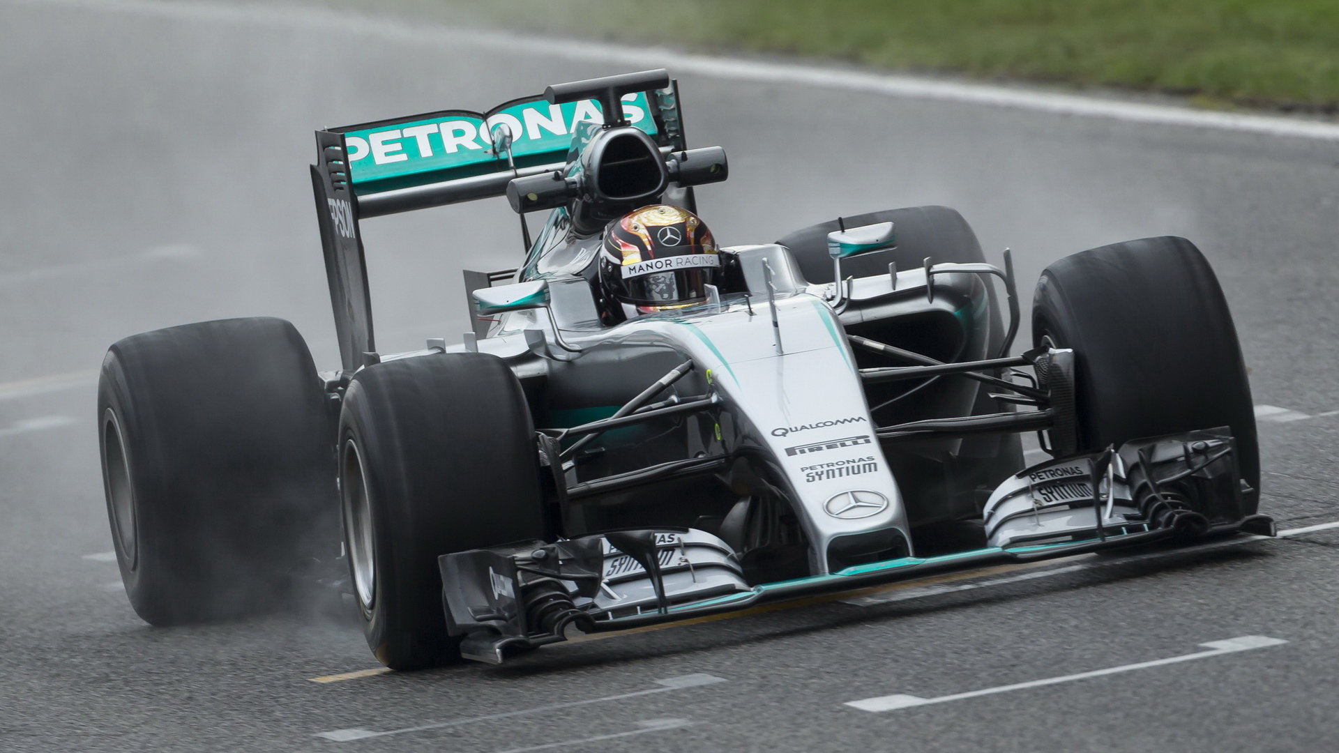 Pascal Wehrlein u Mercedesu zaskočil za zraněného Hamiltona