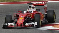 Sebastian Vettel v závodě v Austinu