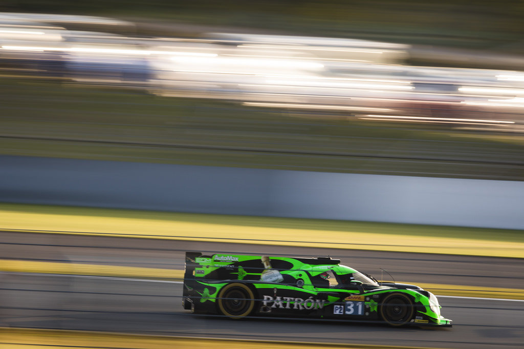 Extreme Speed Motorsports posádky Ryan Dalziel, Christopher Cumming, Luis Felipe "Pipo" Derani