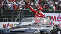 Kimi Räikkönen před závodem v Mexiku