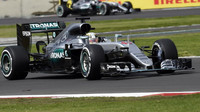Lewis Hamilton v závodě Mexiku