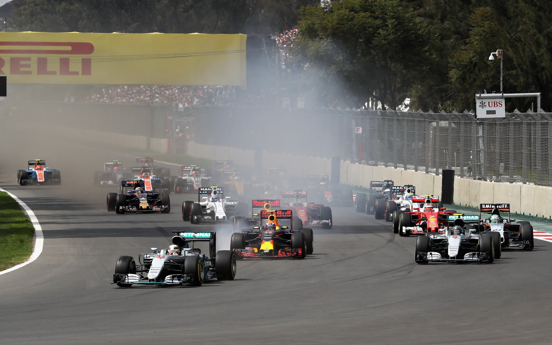 Úvod Velké Ceny Mexika se Felipemu Massovi povedl - předjel Bottase i Vettela