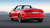 Audi představuje novou A5 Cabriolet, střechu sklopí za 15 sekund.