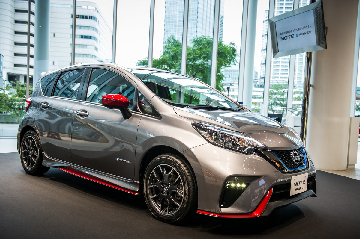 Nissan Note e-Power představuje zajímavý počin ve světě elektromobilů.