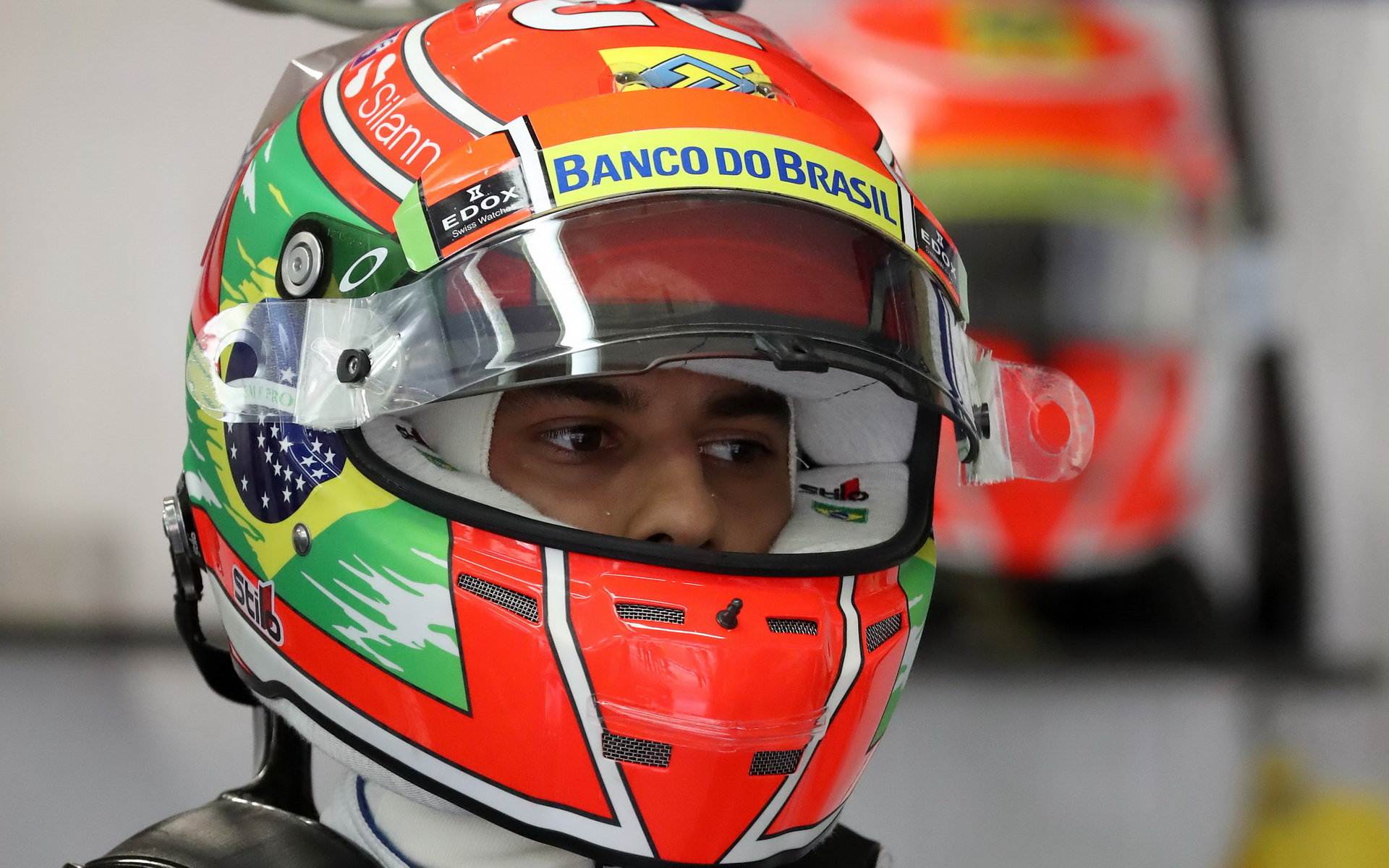 Felipe Nasr v kvalifikaci v Brazílii
