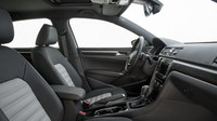 Volkswagen Passat GT ukazuje trochu sportovních ambicí sedanu střední třídy.
