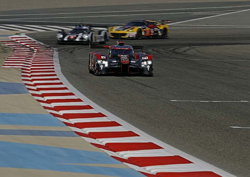 Audi R18 e-tron quattro #8 s posádkou Oliver Jarvis, Loic Duval, Lucas Di Grassi