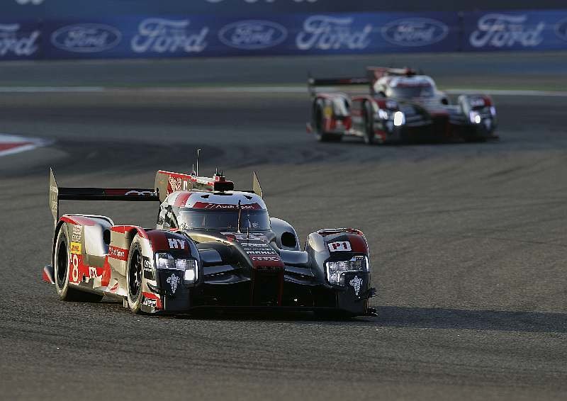 Oba prototypy Audi si v Bahrajnu jely vlastní závod