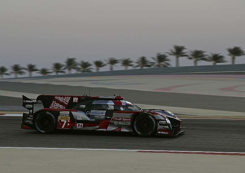 Audi R18 e-tron quattro posádky Marcel Fässler, Benoit Tréluyer, André Lotterer