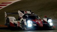 Toyota TS050 Hybrid posádky Stéphane Sarrazin, Kamui Kobayashi, Mike Conway