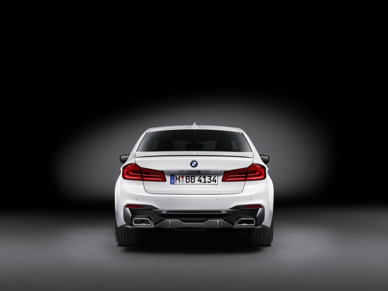 BMW řady 5 (2017) s paketem M Performance
