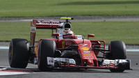 Kimi Räikkönen v kvalifikaci v Abú Zabí