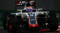 Romain Grosjean v kvalifikaci v Abú Zabí