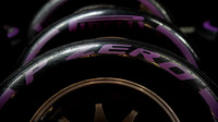 Ultra-měkké pneumatiky v kvalifikaci v Abú Zabí