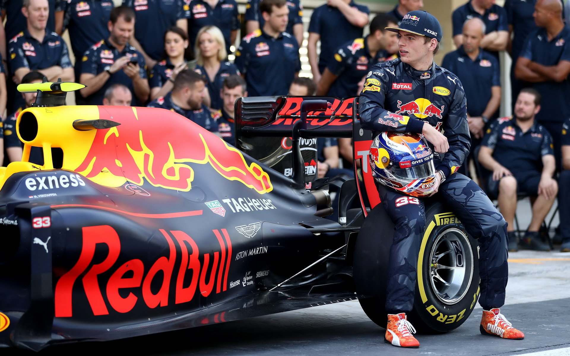 Red Bull je příkladem, že motor dnes může vyrábět téměř kdokoli