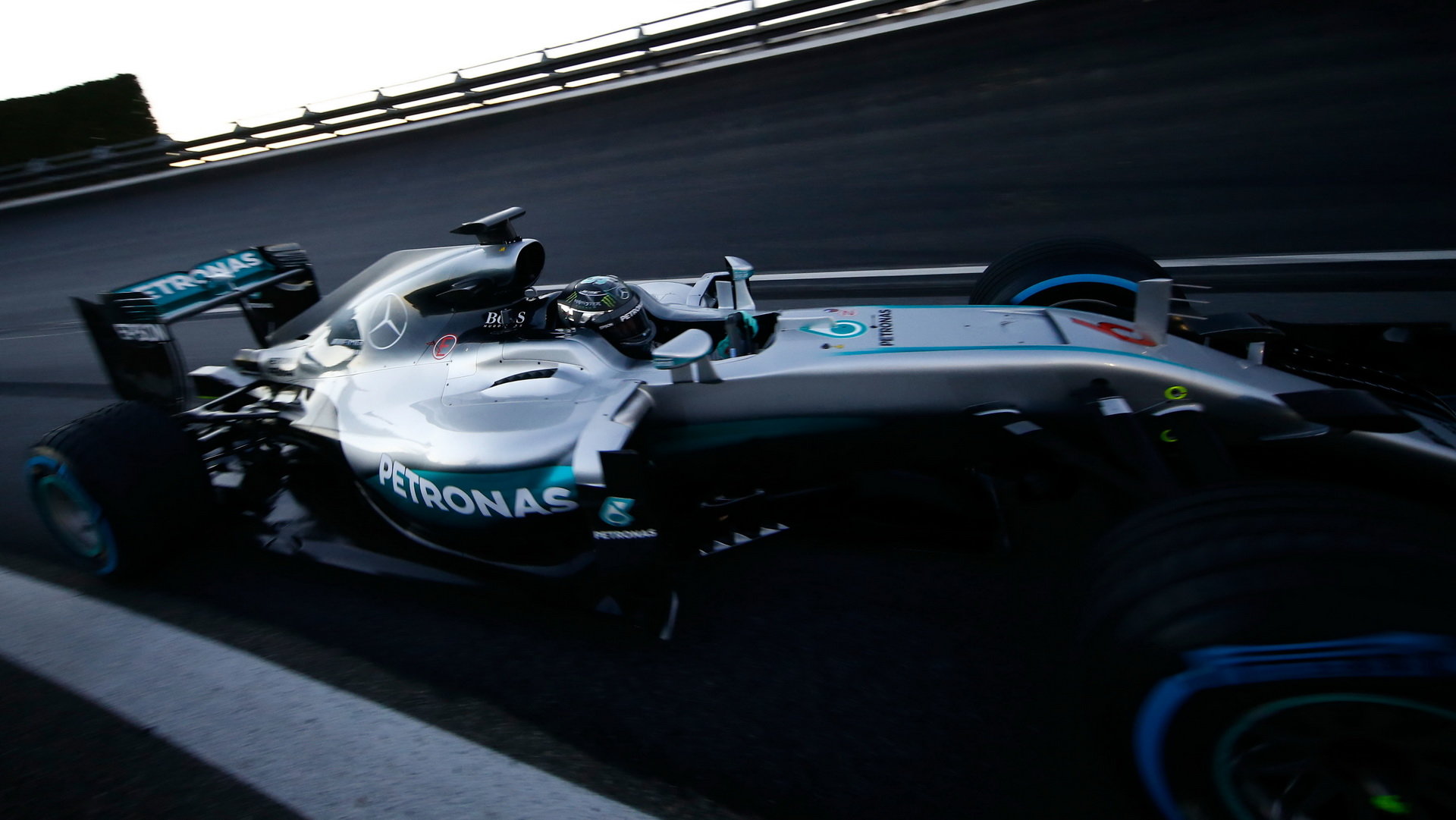 Nico Rosberg si užívá poslední chvíle v monopostu Mercedesu