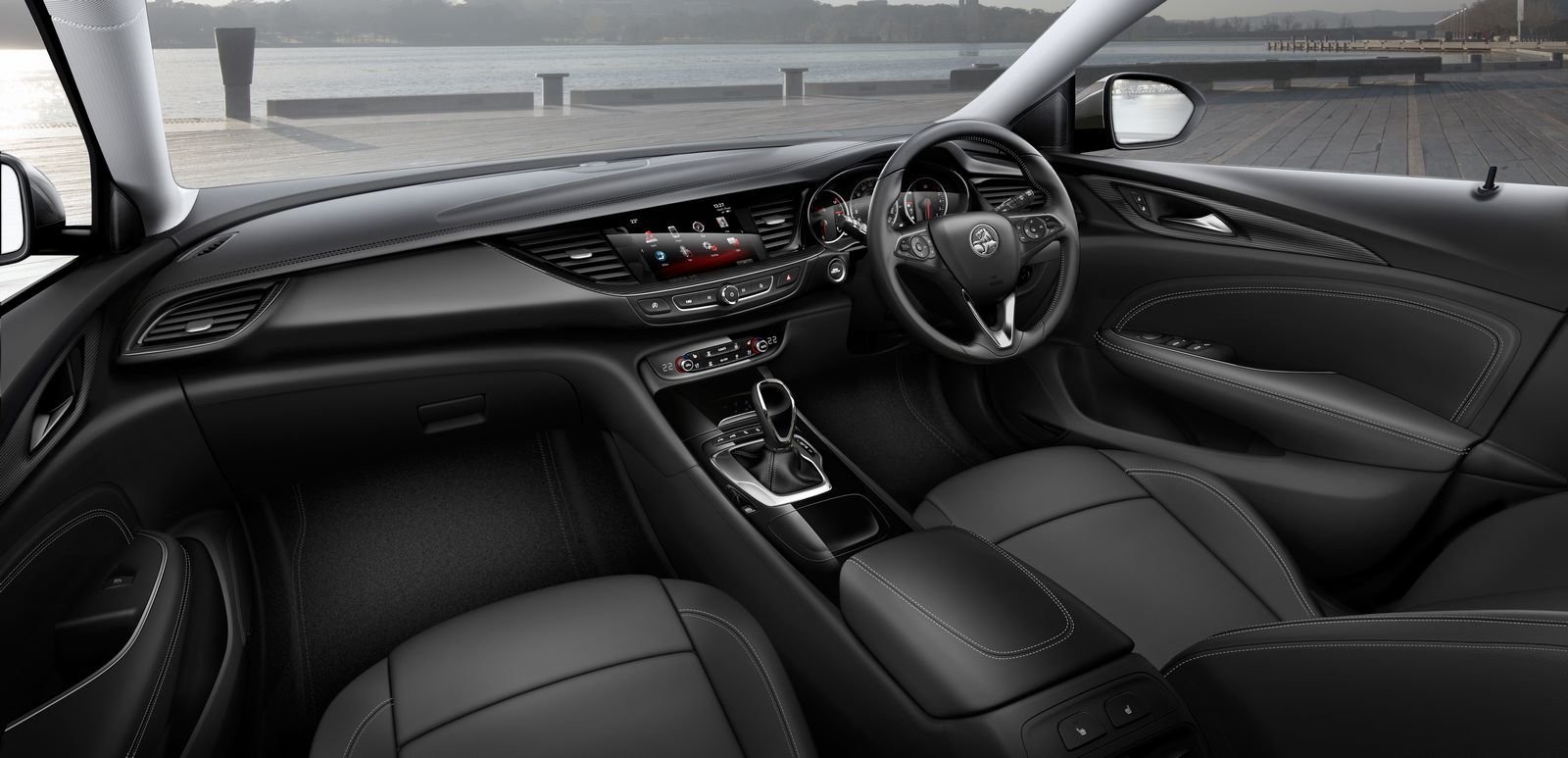 Holden Commodore je dvojčetem Opelu Insignia, nabídne ale i vidlicový šestiválec.