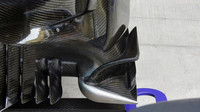 Spodní část bočnicového panelu Mercedesu F1 W07 Hybrid