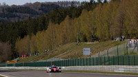 Toyota TS050 Hybrid posádky Stéphane Sarrazin, Kamui Kobayashi, Mike Conway