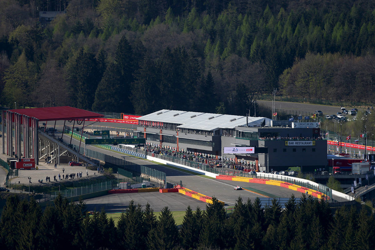 Přírodní okruh ve Spa-Francorchamps má své neopakovatelné kouzlo