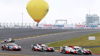 Vozy týmu Toyota Gazoo Racing bojují na Nürburgringu