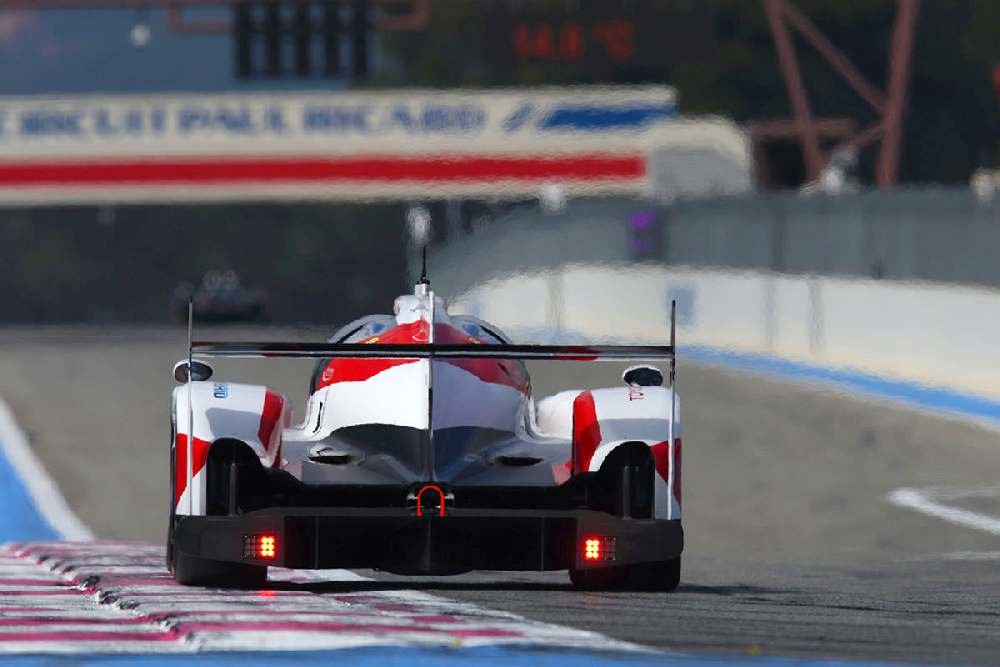 Toyota TS050 Hybrid při předsezónních testech