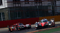 Toyota TS050 Hybrid posádky Sébastien Buemi, Kazuki Nakajima, Anthony Davidson