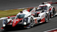 Toyota TS050 Hybrid posádky Stéphane Sarrazin, Kamui Kobayashi, Mike Conway