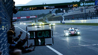 Toyota TS050 Hybrid posádky Stéphane Sarrazin, Kamui Kobayashi, Mike Conway