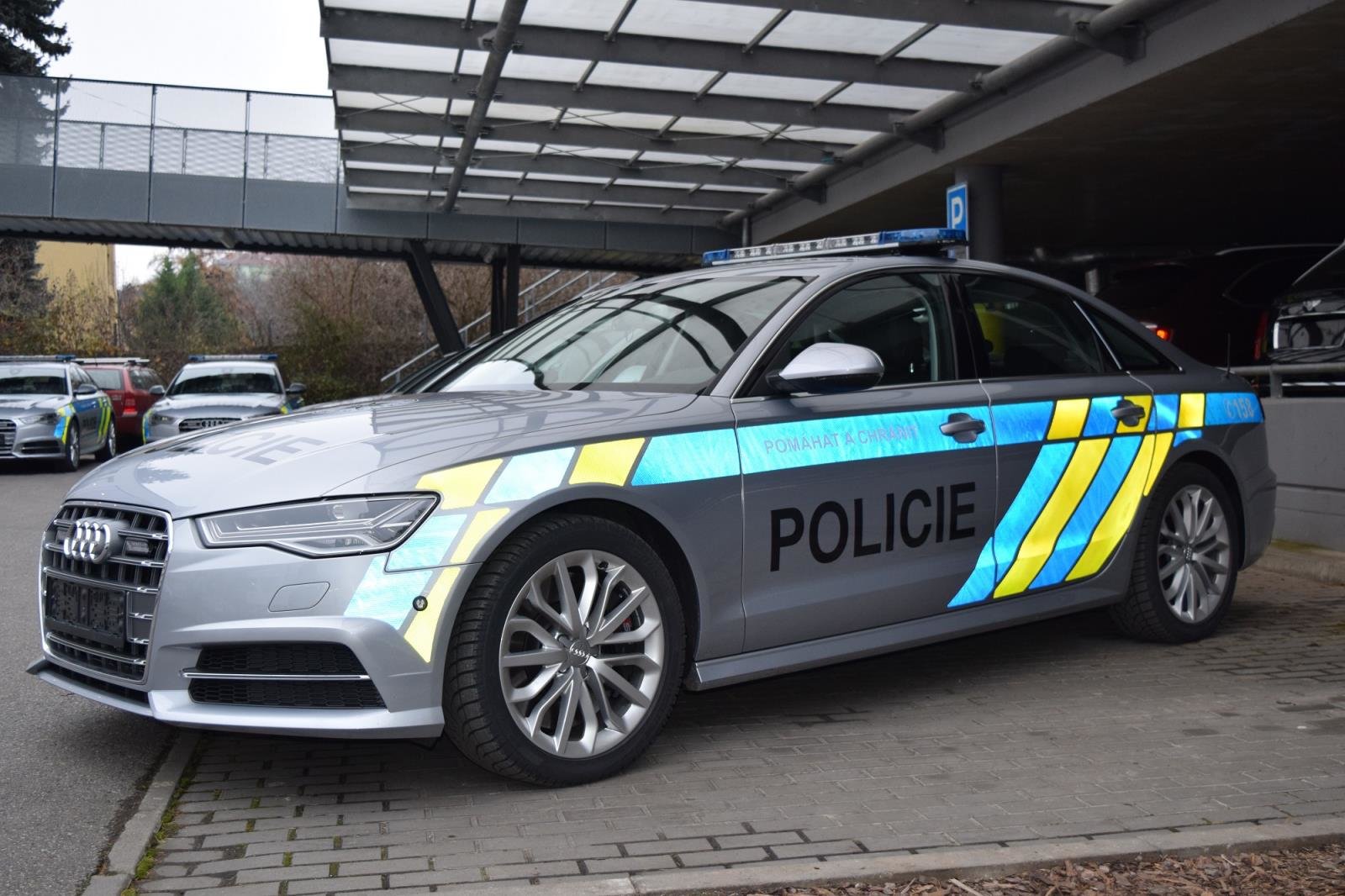 Ochranná služba Policie ČR dostala desítku nových Audi S6.