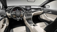Mercedes-Benz GLA dostal po faceliftu třeba full-LED světlomety.