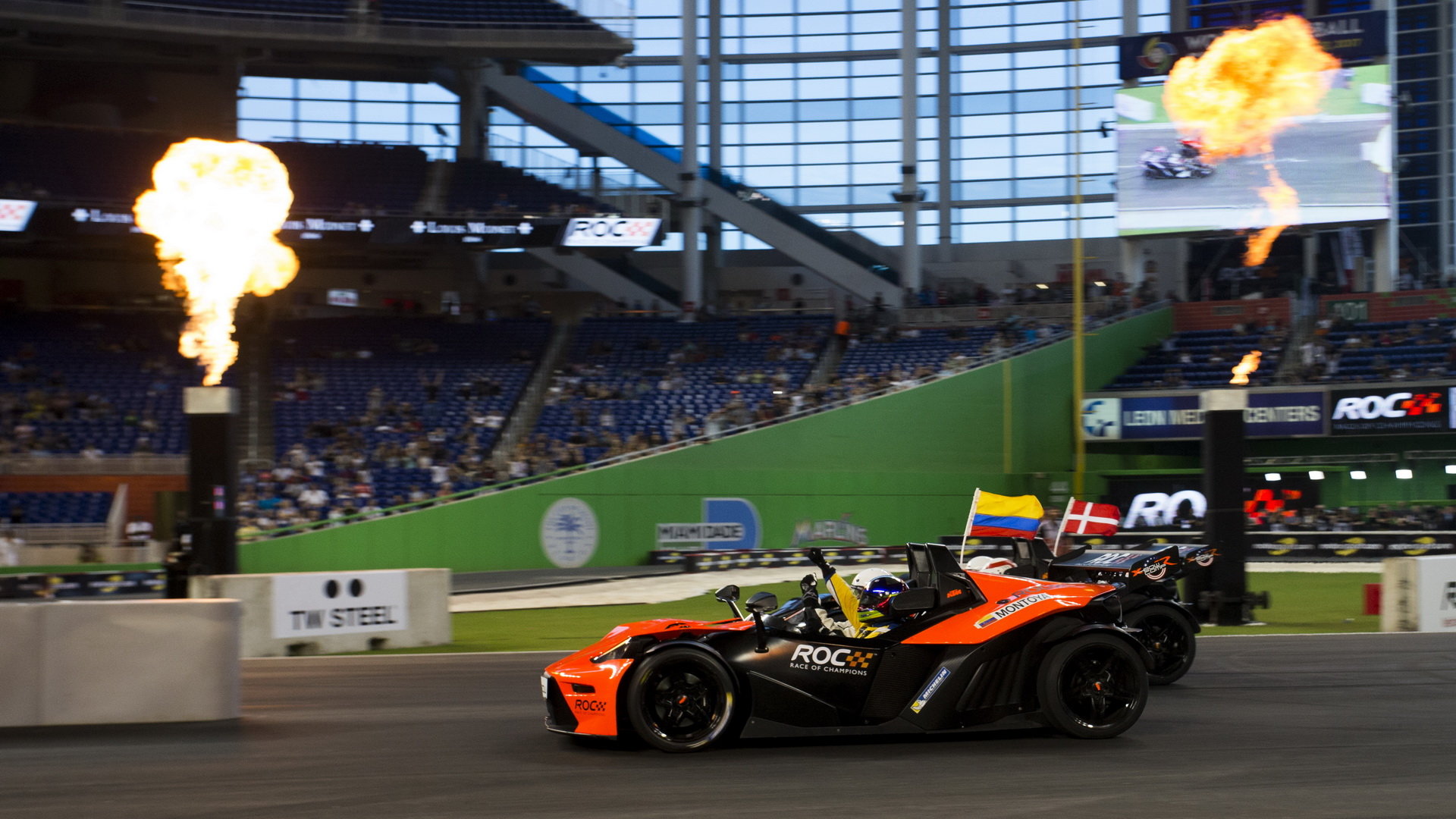 Závod šampionů 2017 v Miami - Montoya poráží Kristensena s vozem KTM X-Bow