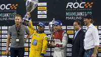 Závod šampionů 2017 v Miami - vítěz Montoya s druhým finalistou Kristensenem