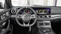 Mercedes-AMG E 63 S Kombi je nejrychlejší vozem svého druhu na světě.