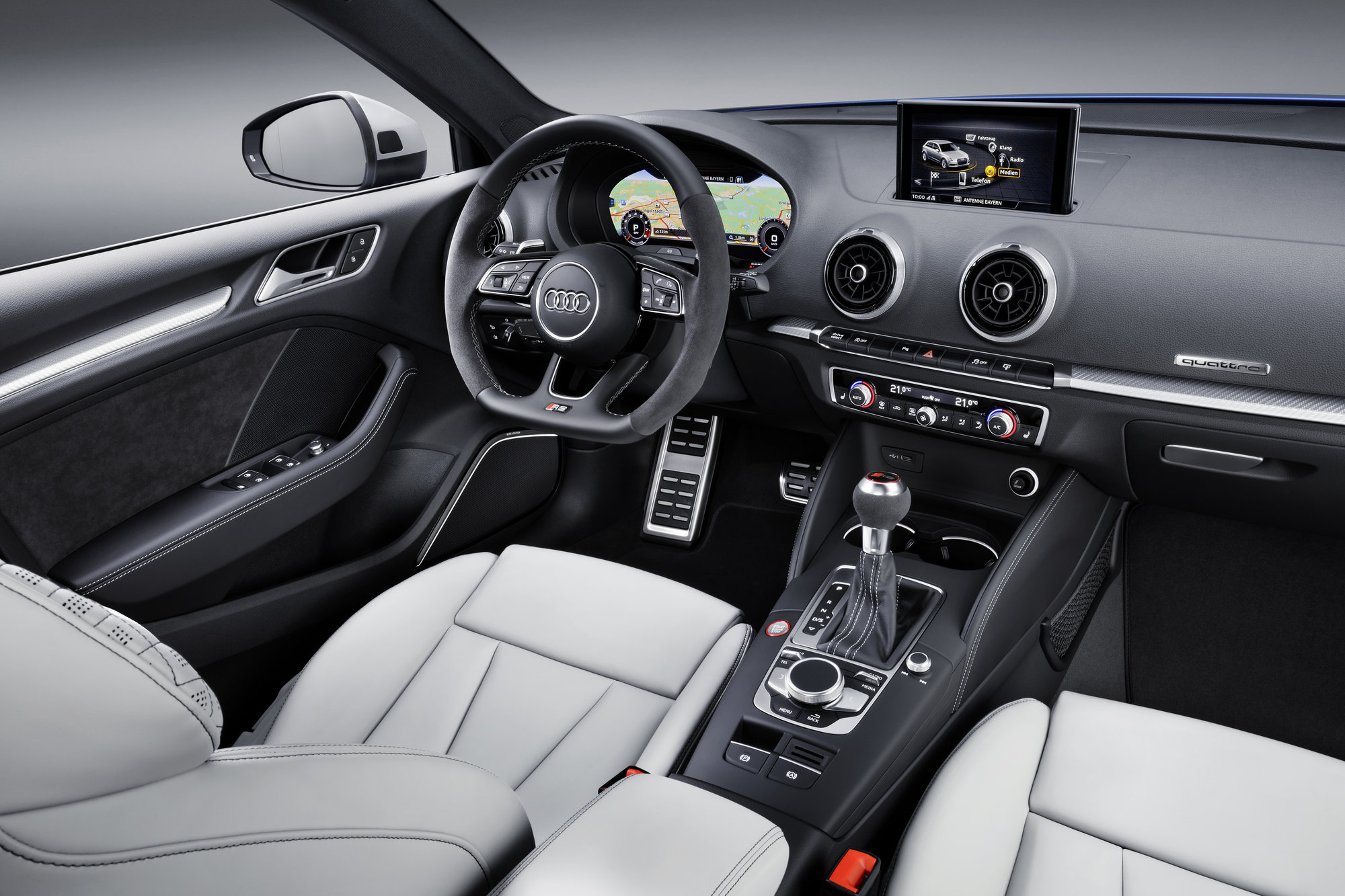 Také Audi RS3 Sportback dostalo nový pětiválec.