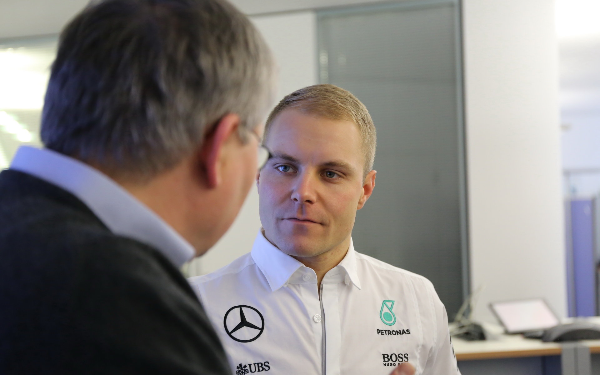 Valtteri Bottas na návštěvě Mercedesu ve Stuttgartu