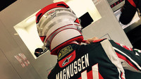 Také Magnussen musel prožít krátkou přestávku