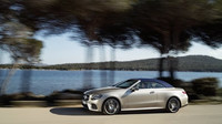 Kabriolet uzavírá nabídku Mercedesu-Benz třídy E.