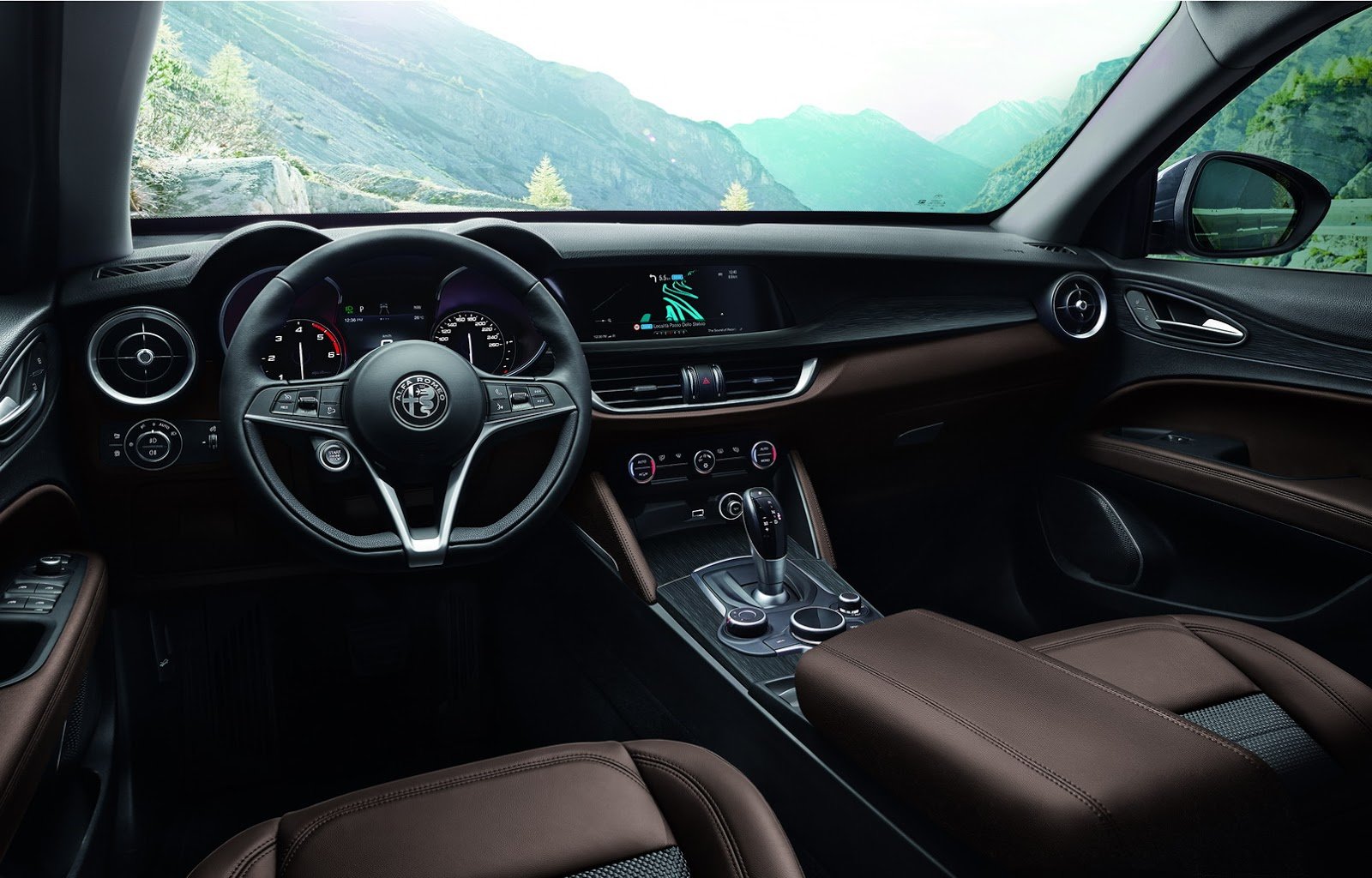 Alfa Romeo Stelvio přichází i v základní variantě, pořád je krásná.