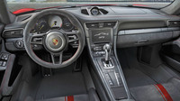 Porsche 911 GT3 (2017) nově i s manuálem