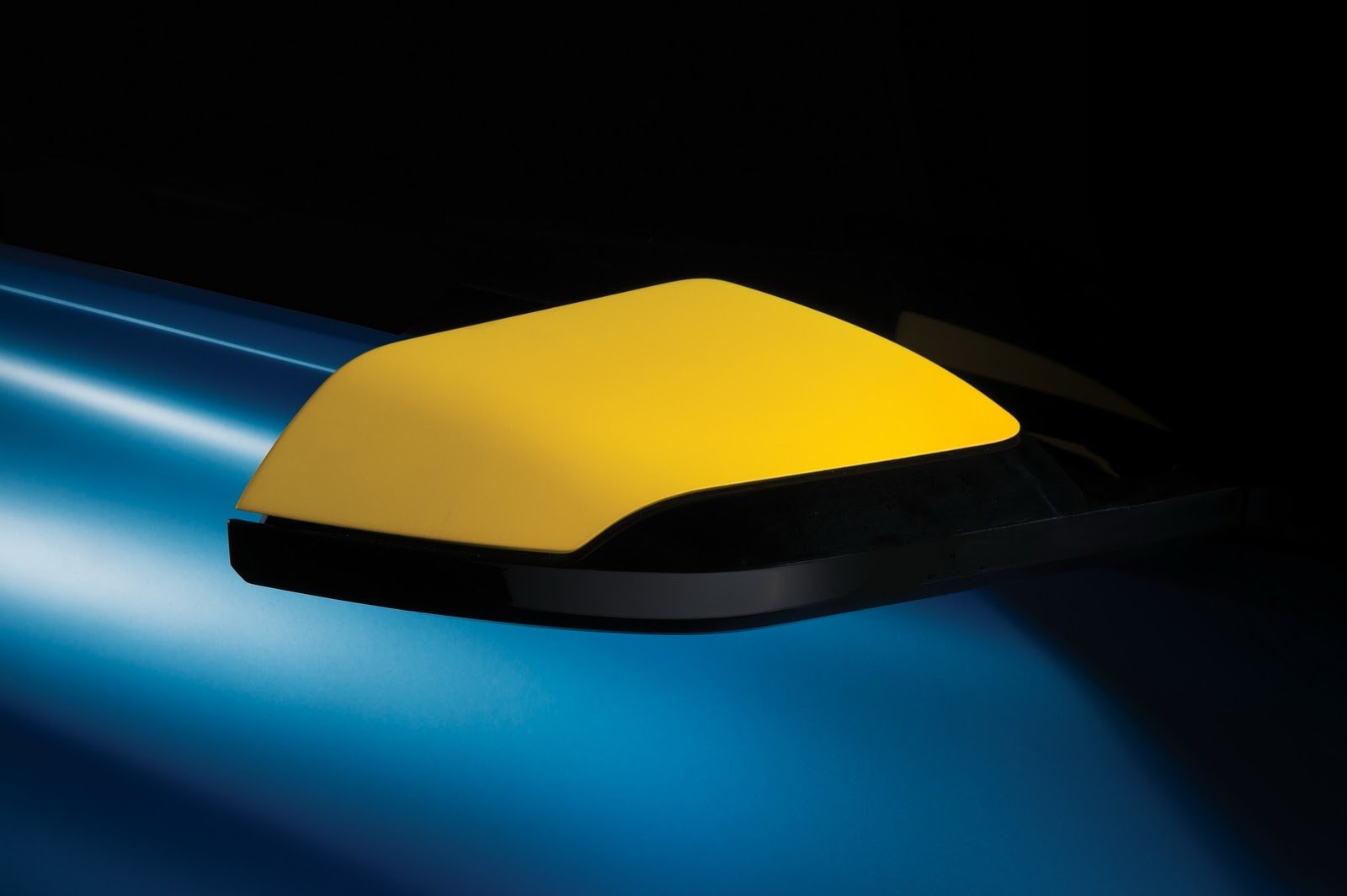 Renault Zoe e-Sport ukazuje závodnickou tvář elektrického hatchbacku.