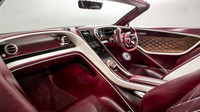 Interiér vozu Bentley EXP 12 oplývá luxusem a elegancí