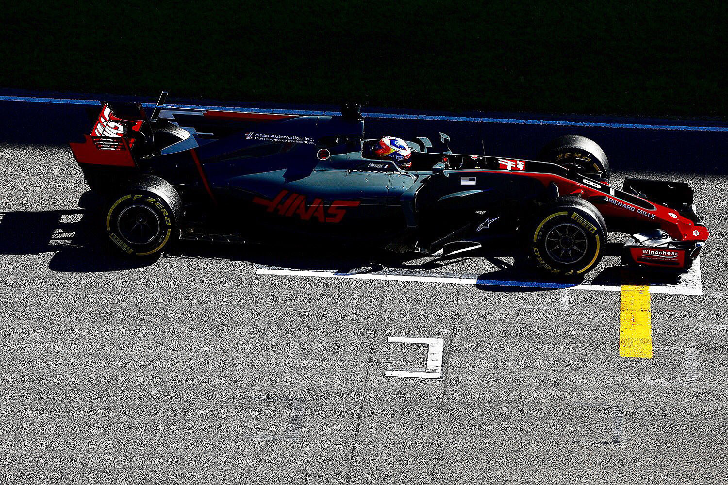 Romain Grosjean připisuje dopolední problémy opět brzdové soustavě