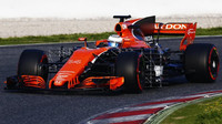 Alonso se dopoledne svezl pouze s testovací výbavou