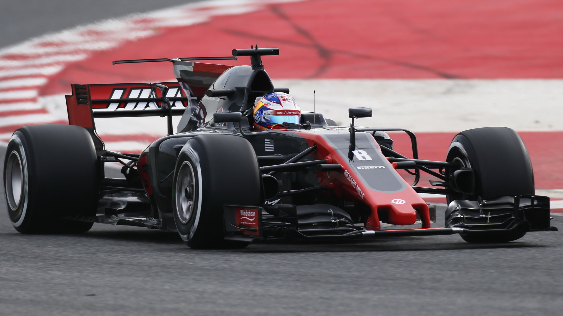 Romain Grosjean při druhém testovacím dni na Circuit de Catalunya
